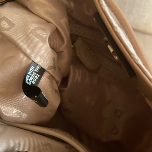 DKNY Beige Canvas and Faux Leather Logo Print Purse - Picture 10 of 12